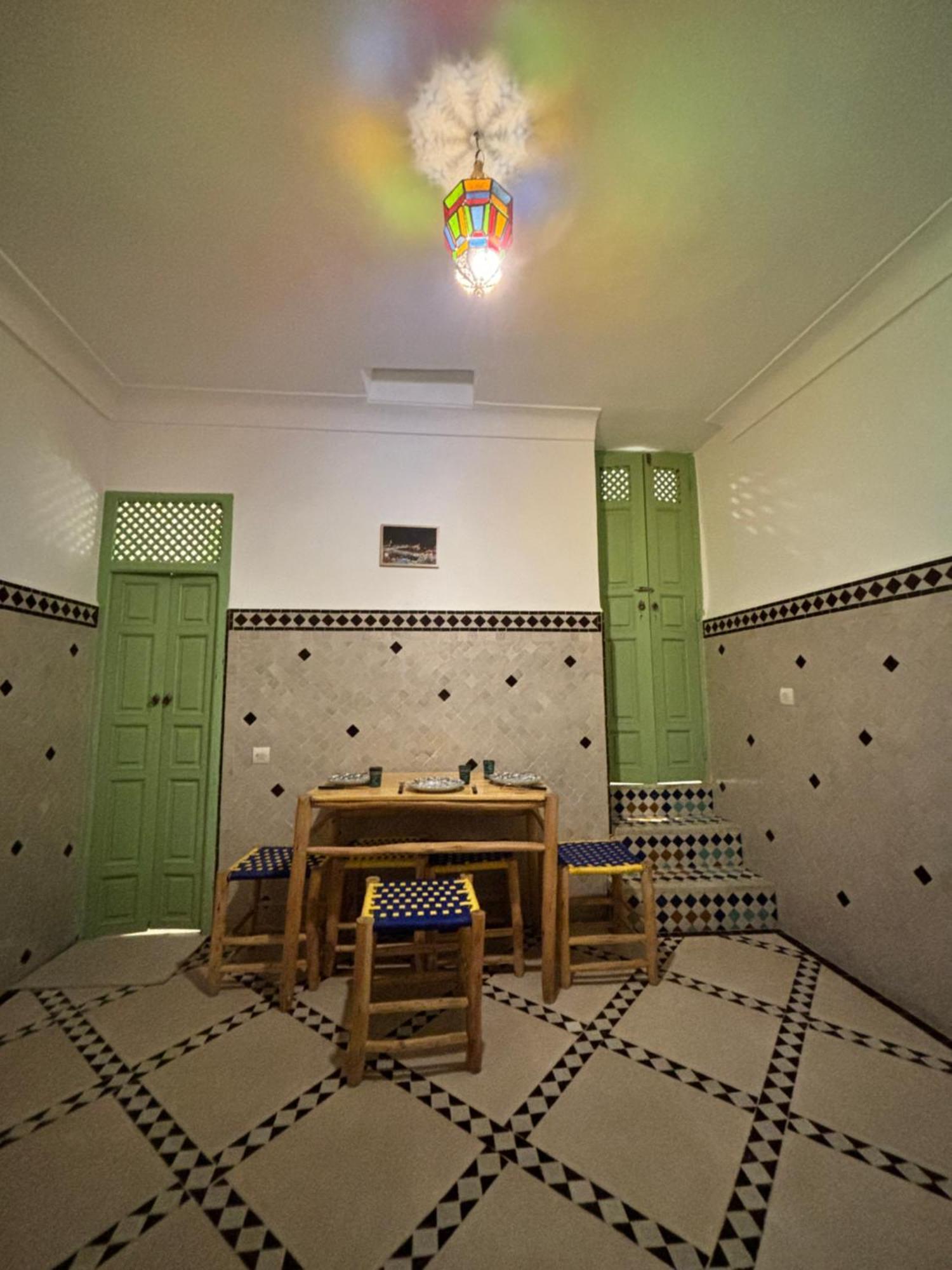 Apartamento Dar Kamilya Marrakesh Exterior foto